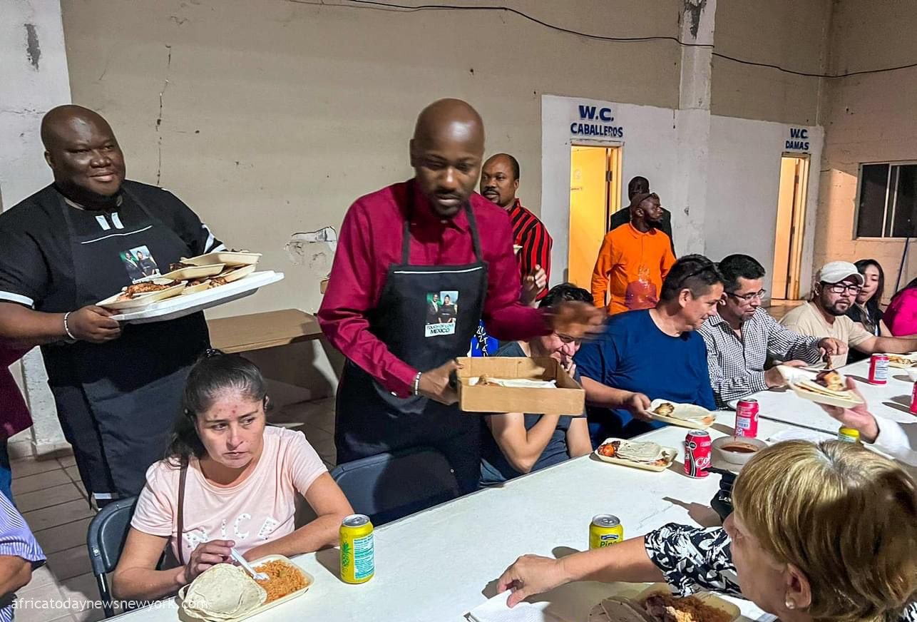 Apostle Suleman Feeds Migrants At Mexico-US Border