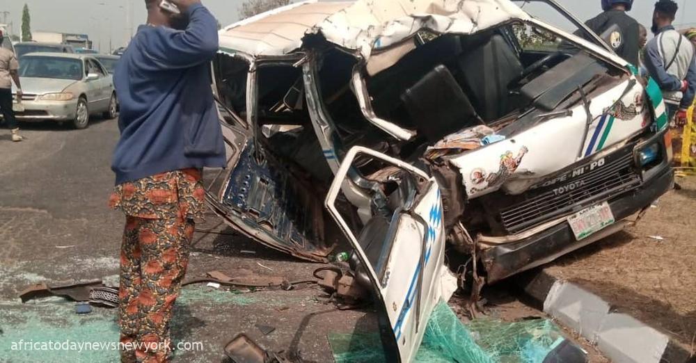 5 Burnt To Death, 11 Others Injured In Akwa Ibom Auto Crash