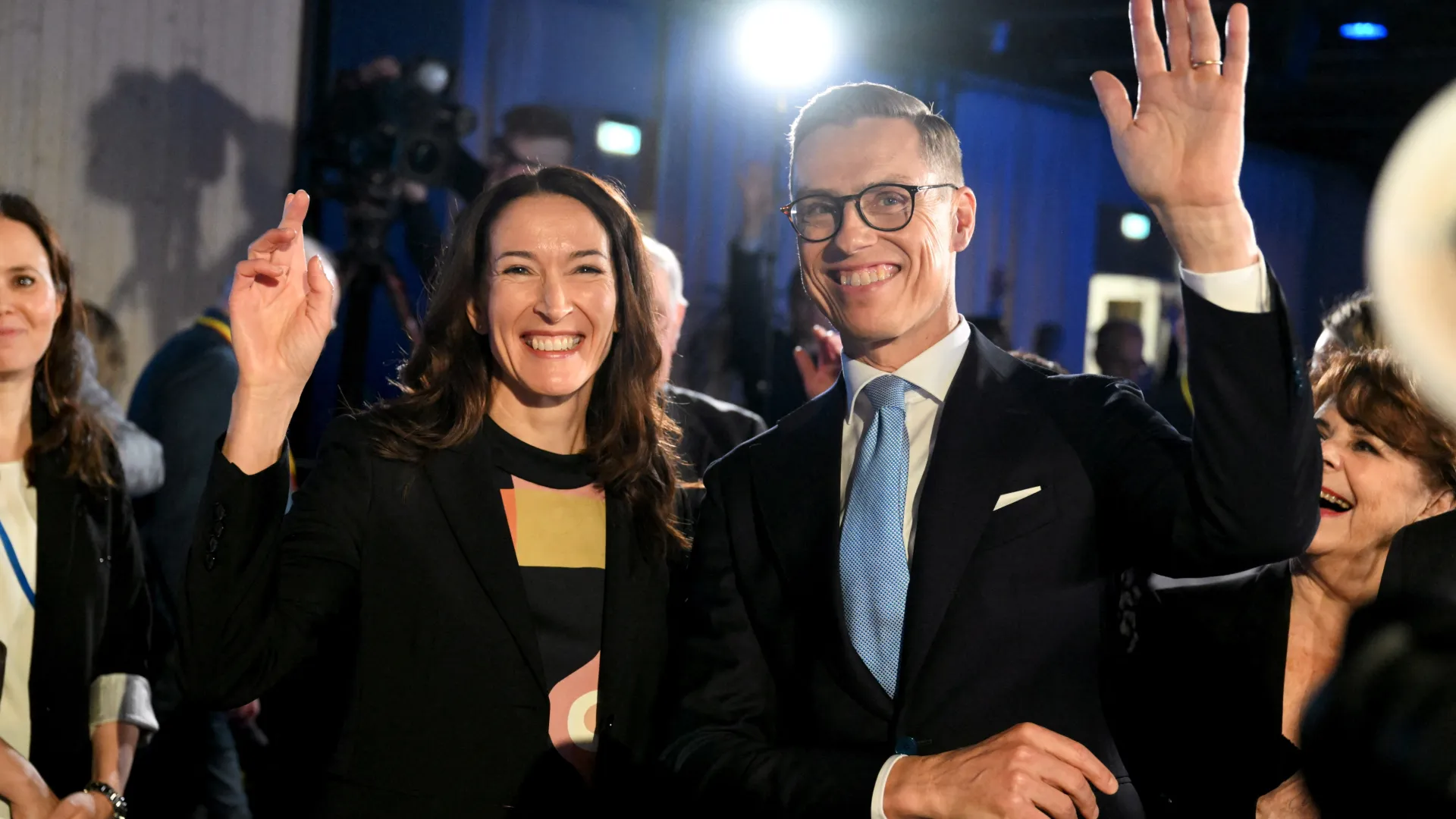 Stubb Narrowly Wins 1st Round Of Finland’s Presidential Poll
