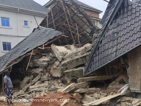 Many Trapped As Building Collapses In Anambra
