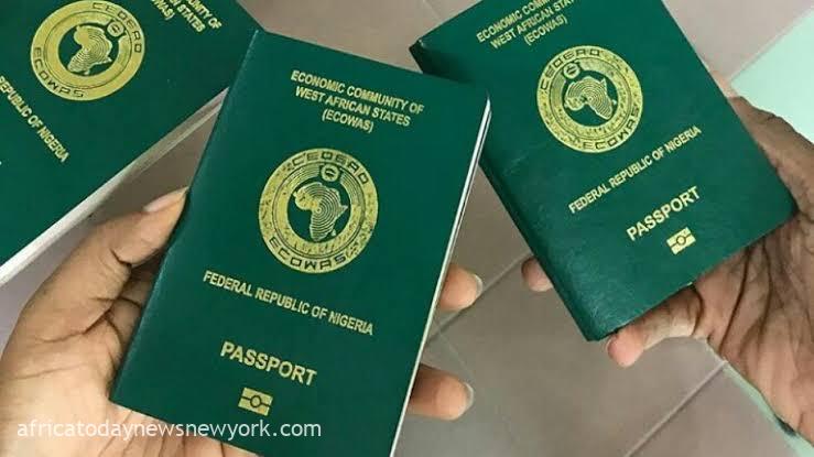 Nigerians Ask FG For Passport Printers In New York