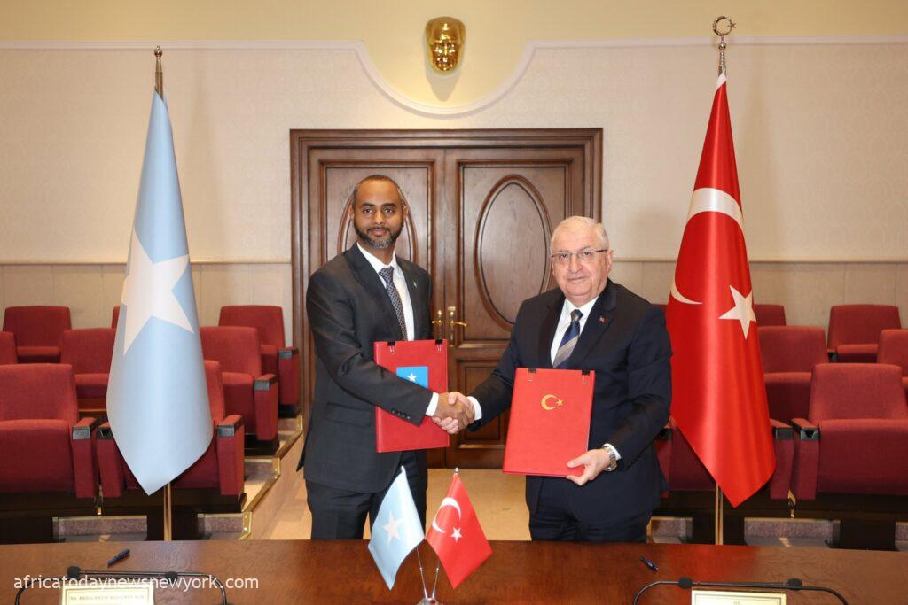 Somalia Okays Major Defence Deal With Turkey