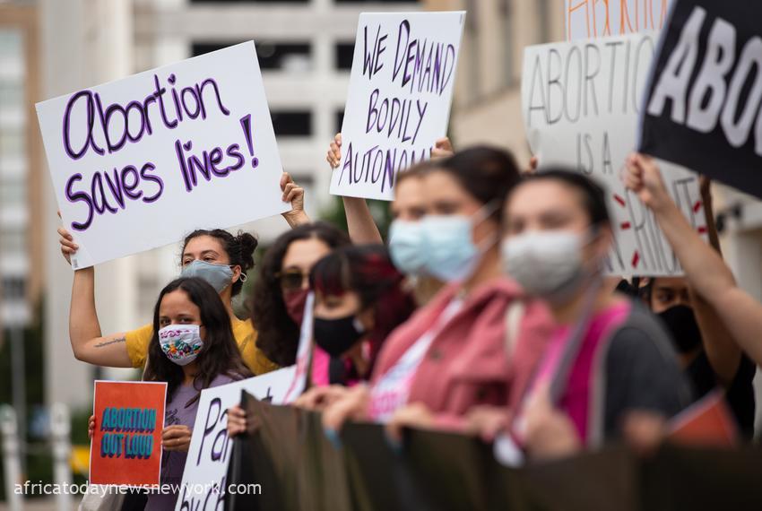 US Supreme Court Weighs Restrictions On Abortion Pills