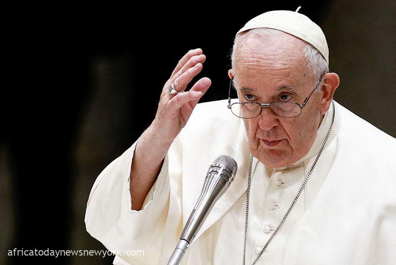 Ukraine Fumes Over Pope's White flag Comment