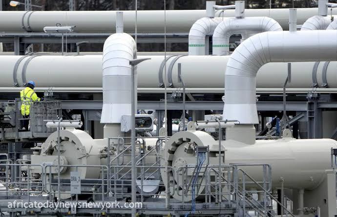 Nigeria Eyes $20 Billion Windfall In Fresh Oil, Gas Venture