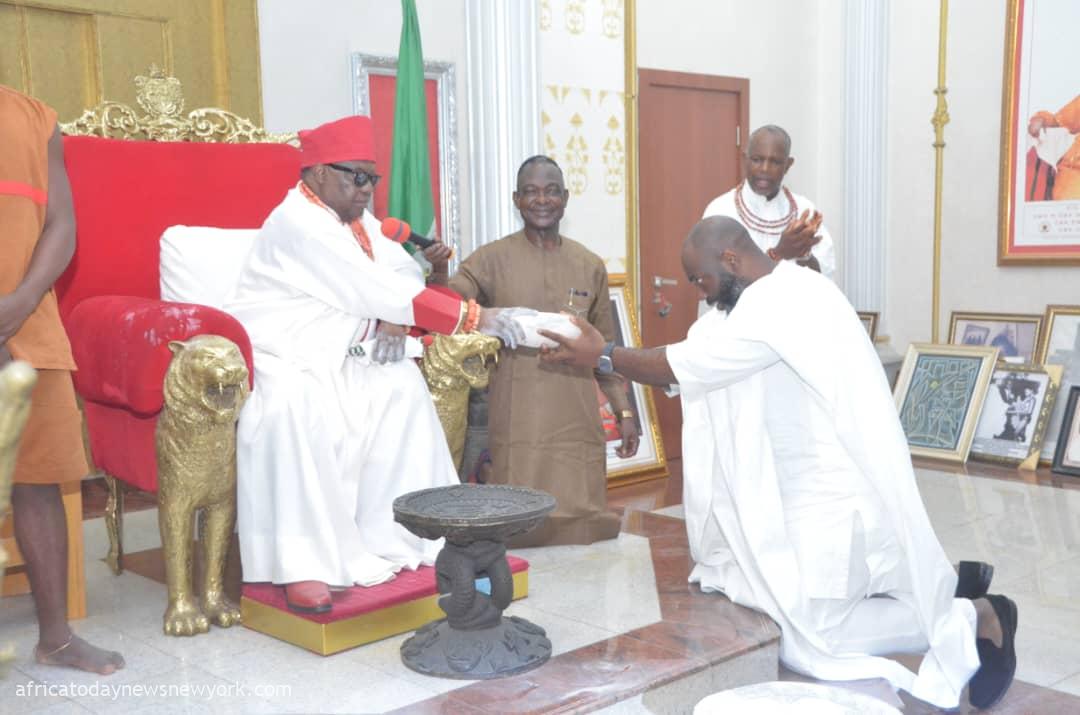 Oba Of Benin Jubilates As Looted Artefacts Return From Germany
