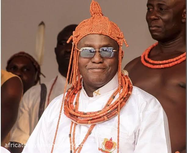 Disgruntled Subjects Extend Olive Branch To Oba Of Benin