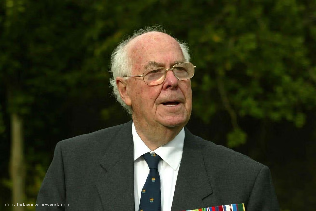 Last Living WW2 Victoria Cross Hero Dies At 105