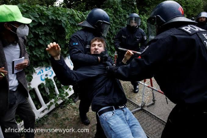 Irish Protester Alleges Police Brutality At Berlin Pro-Palestine Rally