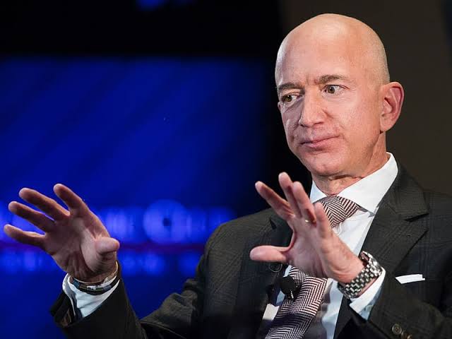 Amazon Expands AI Robotics To Boost Warehouse Jobs Efficiency