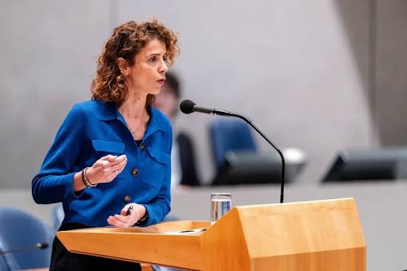 Netherlands’ Renewable Energy Boom Overloads National Power Grid