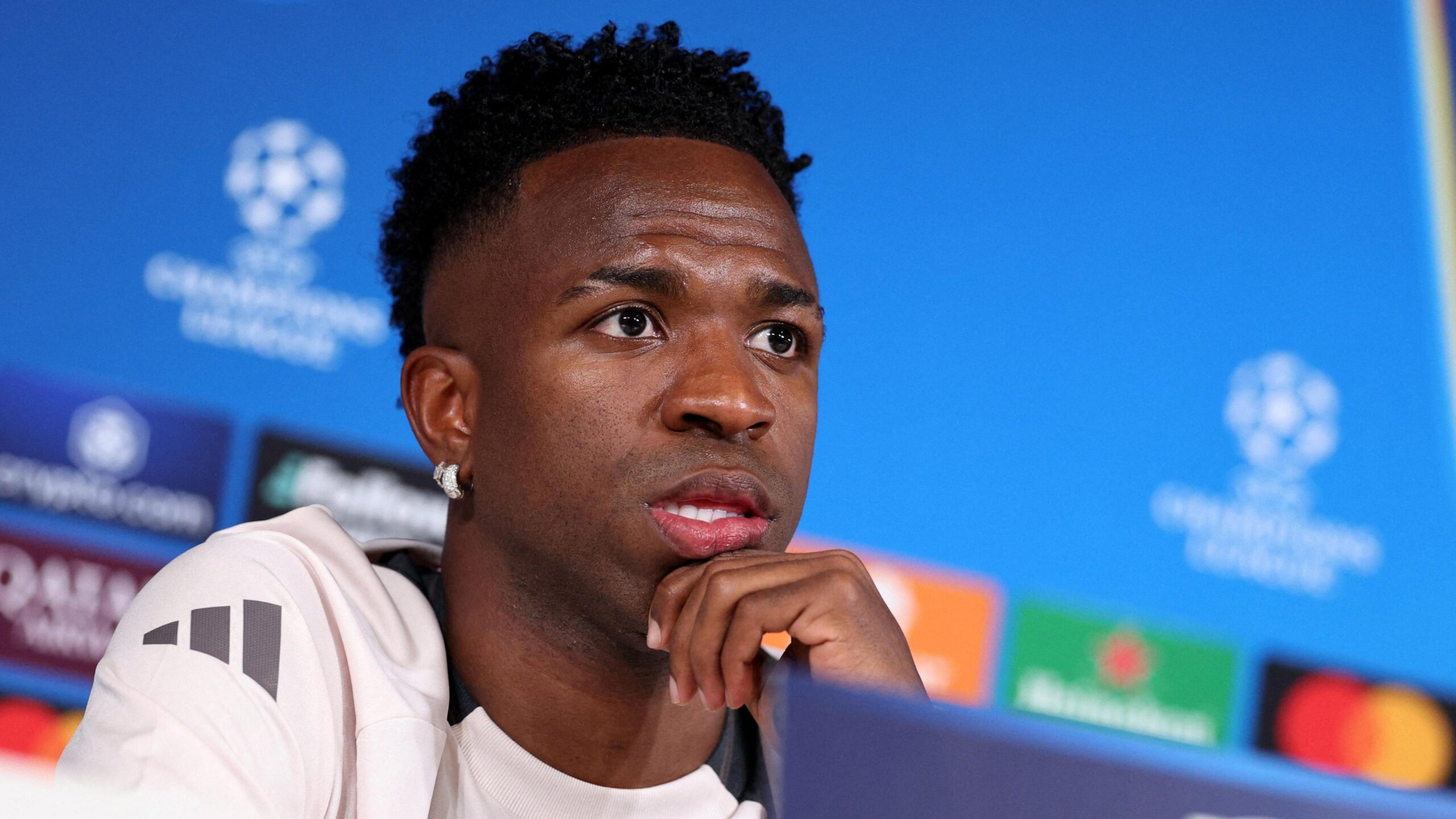 Real Madrid Open Door To Vinícius Sale Amid Saudi Interest
