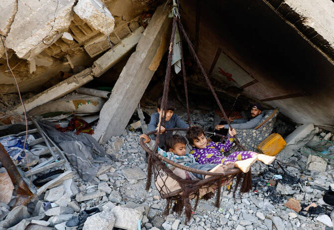WHO Plans Vaccination Drive For 40,000 Children In Gaza