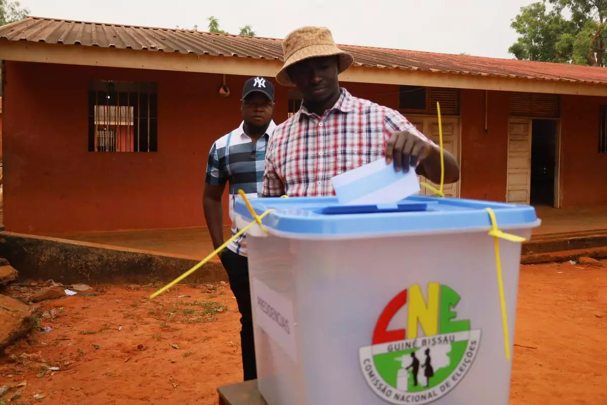 Guinea Bissau Election Draws Heavy Turnout Amid Tense Climate