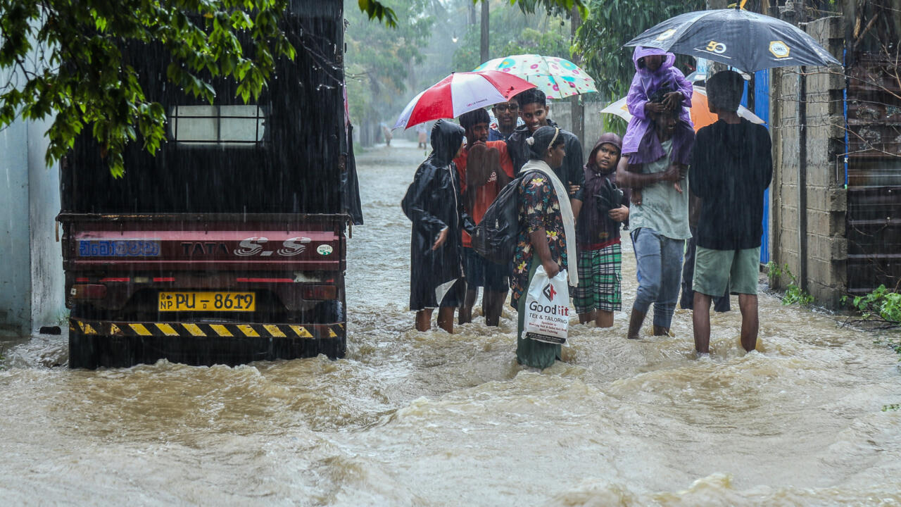 Sri Lanka Floods Kill At Least Fifty Six As Cyclone Nears