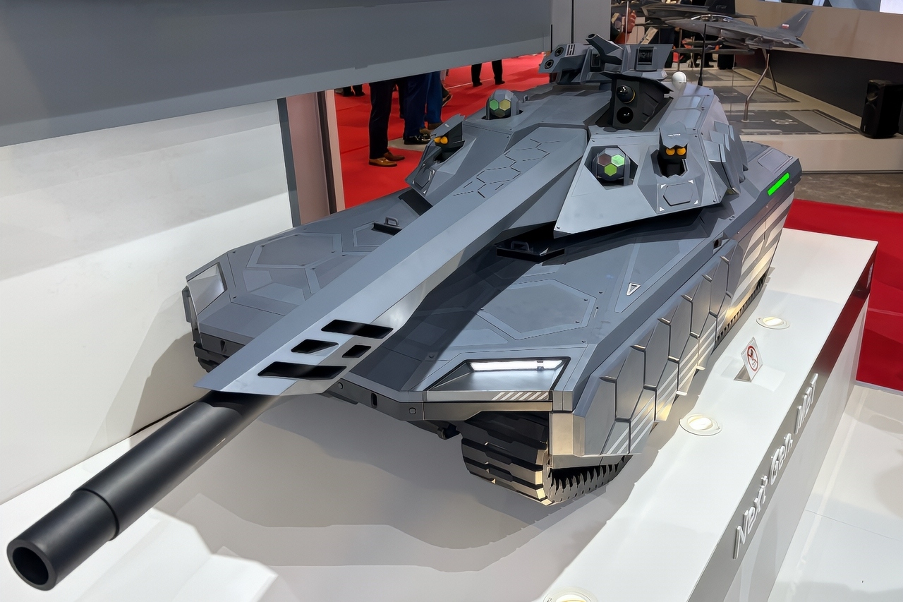 South Korea Unveils New Hydrogen-Powered Stealth Tank Concept