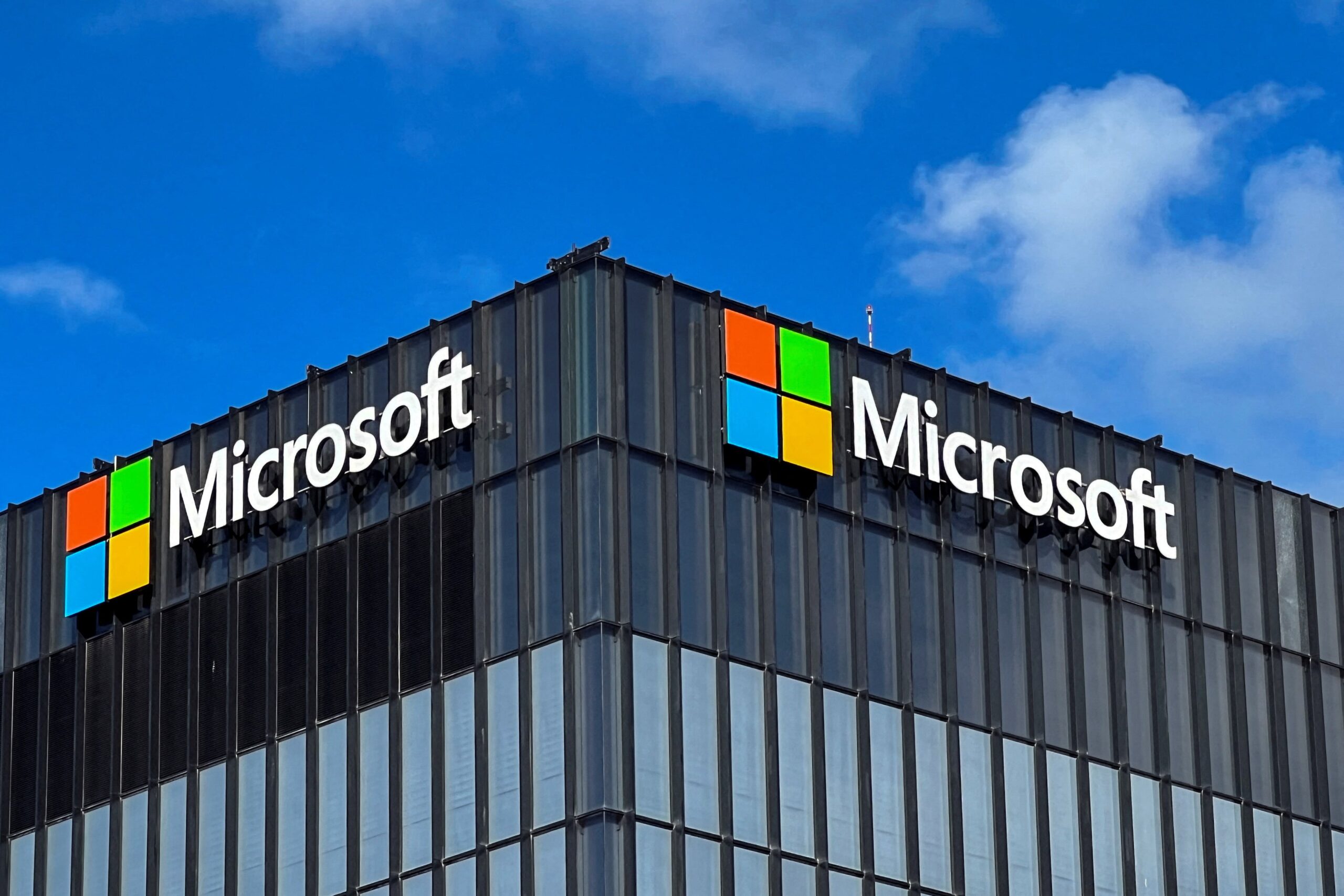 Microsoft Launches Fara-7B, A New PC-Based ‘Agentic’ AI Model