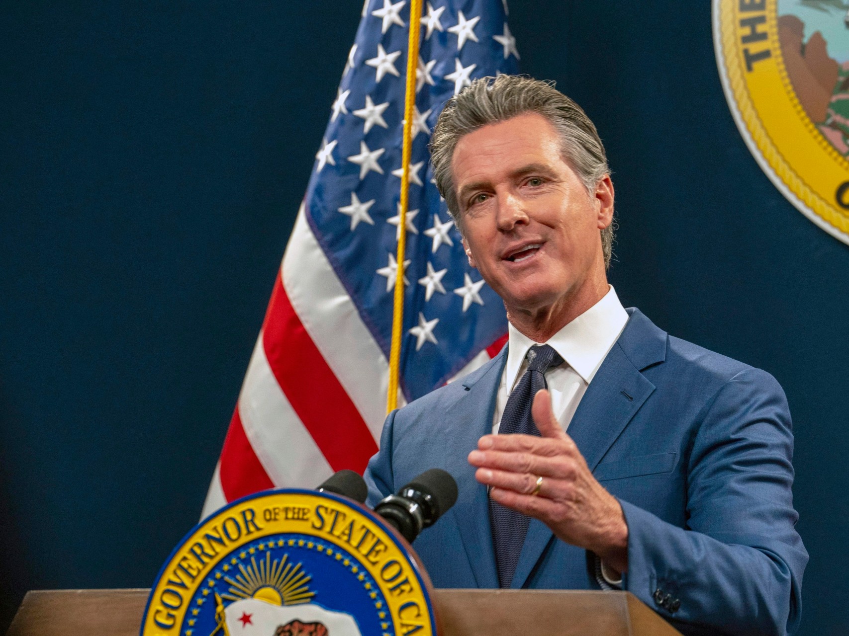 White House Sharply Criticizes Newsom Over COP30 Climate Trip