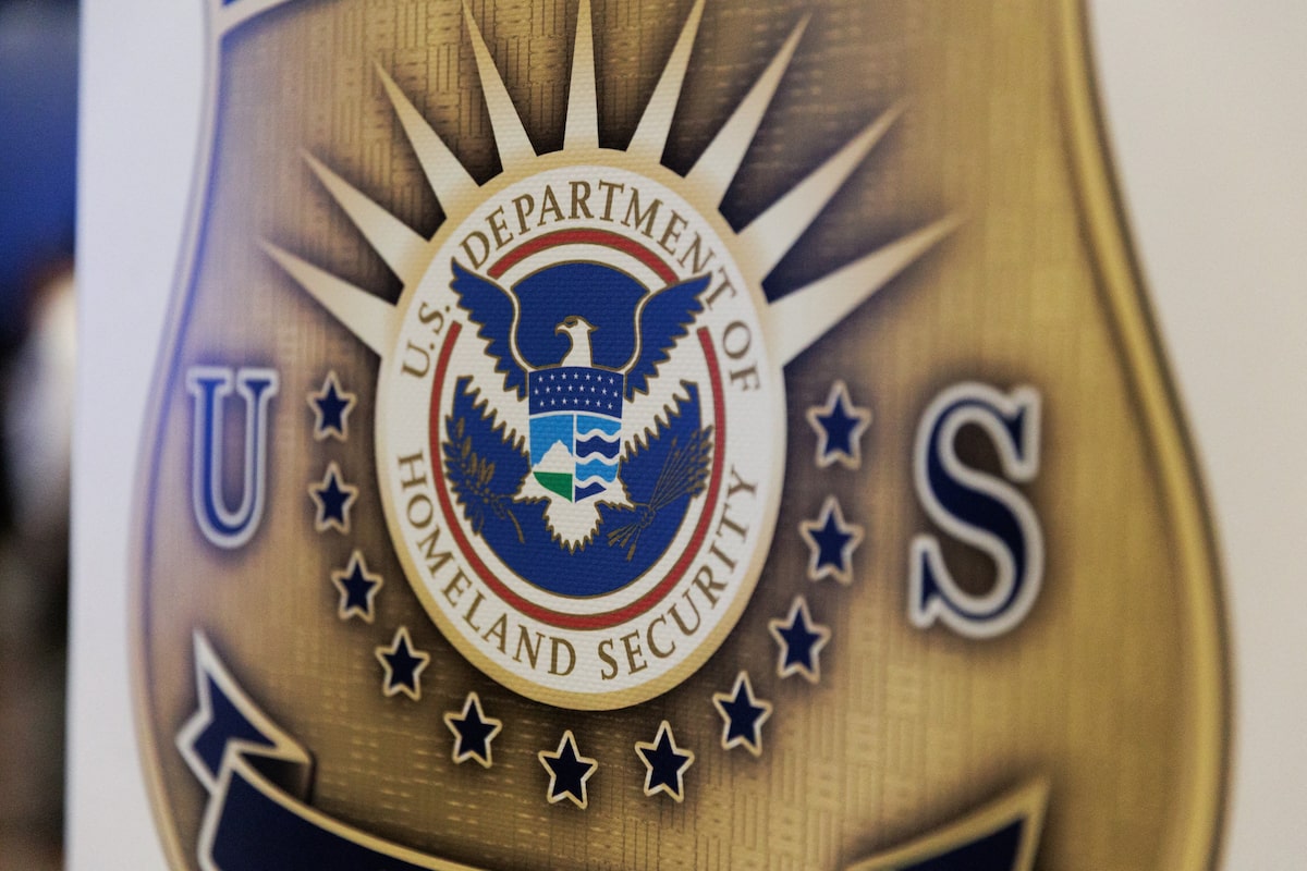 US Triples Exit Bonus To $3,000 For Migrants Who Self-Deport