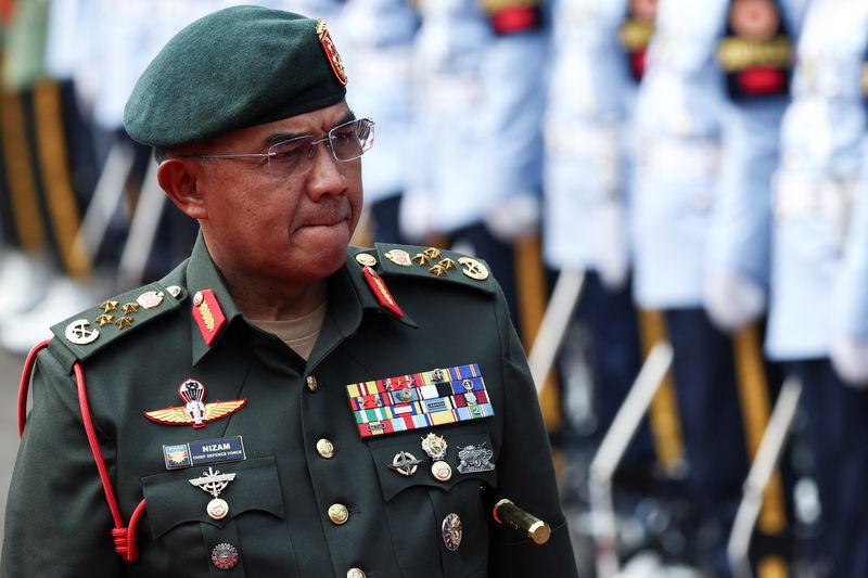 Malaysia Military Corruption Probe Targets Top Officers