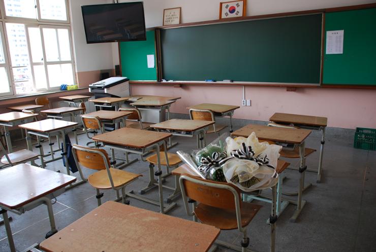 Japanese Student Suicides Reach Record High In 2025