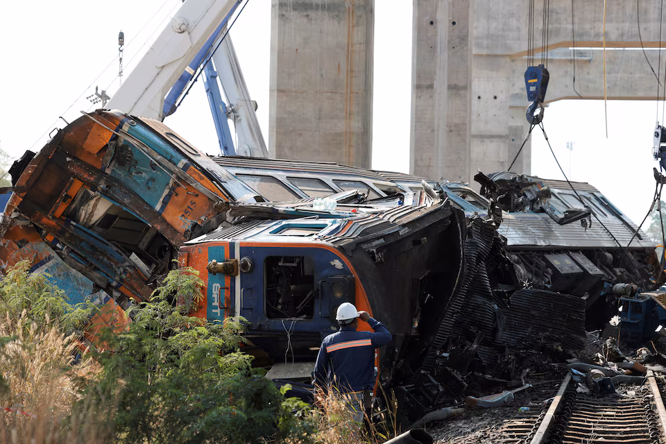 Thailand Train Derailment Kills 25 After Crane Collapse