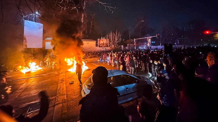 Iran Protests Escalate Despite Deadly Crackdown