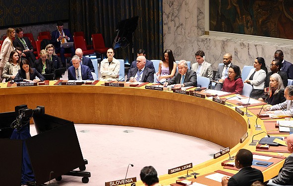 UN Security Council Meets as Iran Strikes US Gulf Bases