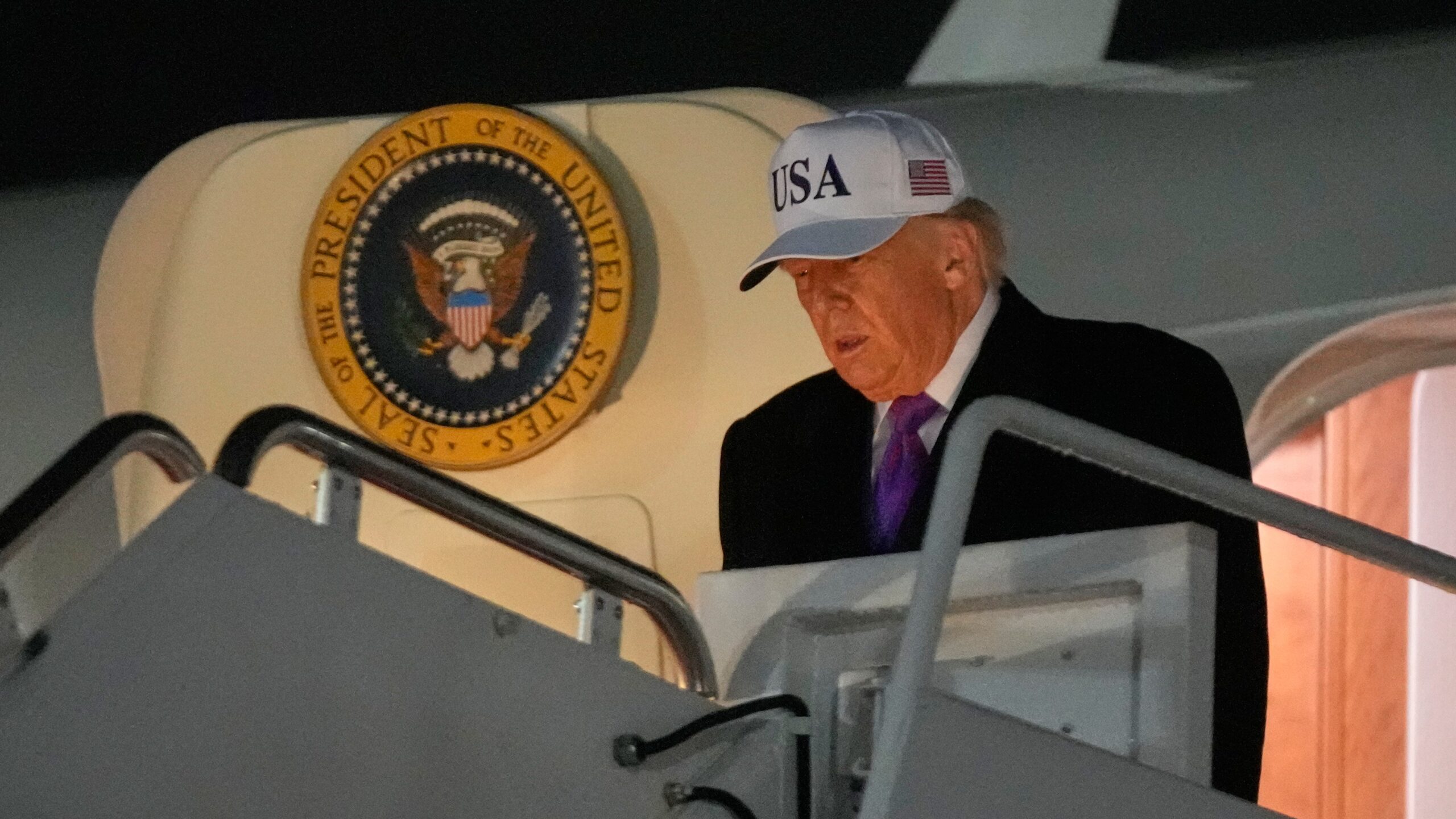 JUST IN: Trump Orders Release Of UFO Files