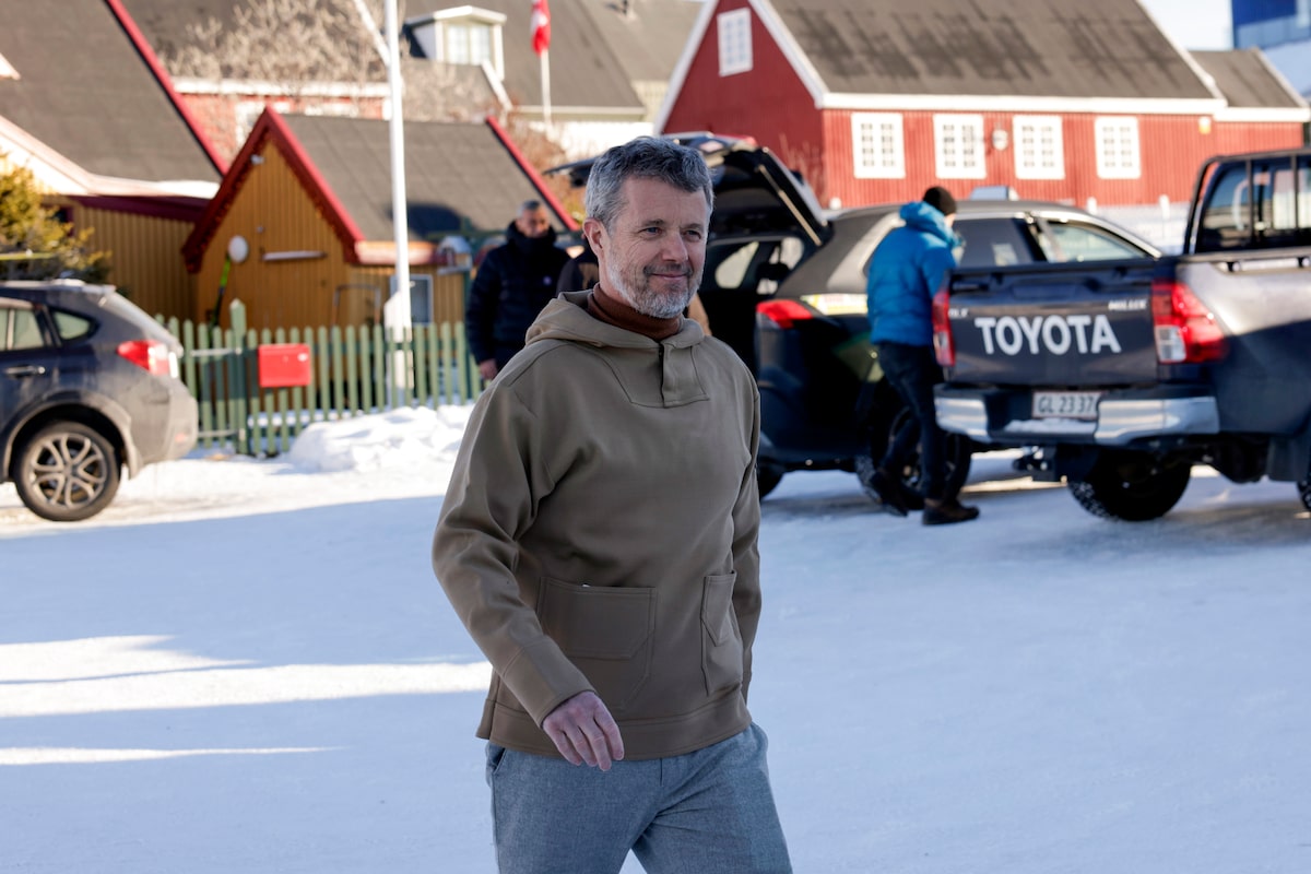 Denmark's King Arrive Greenland In Diplomatic Show Of Support