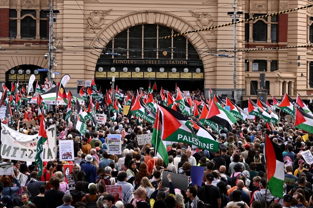 Isaac Herzog Australia Visit Sparks Protests, Police Clashes