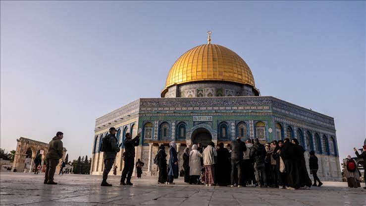 Israel Caps Al-Aqsa Access To 10,000 for Ramadan Prayers