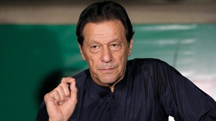 Imran Khan Loses 85% Eye Vision, Court Orders Medical Review