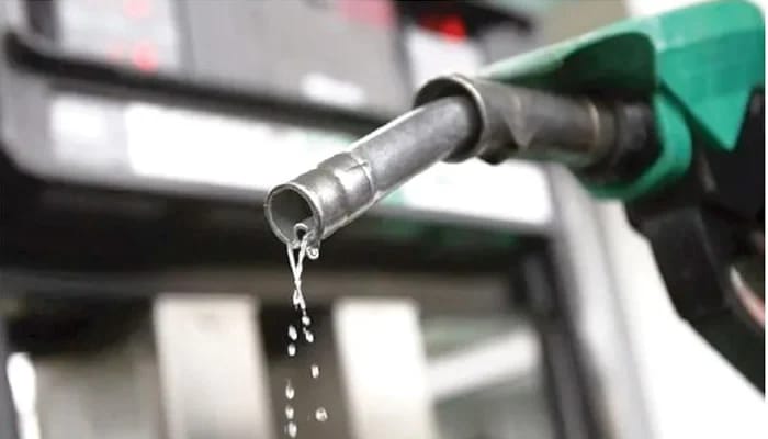 Dangote Slashes Fuel Price ₦100, Now ₦1,075 Per Litre