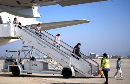 Shares Of Airlines Rebounces As Middle Eastern Flights Resume