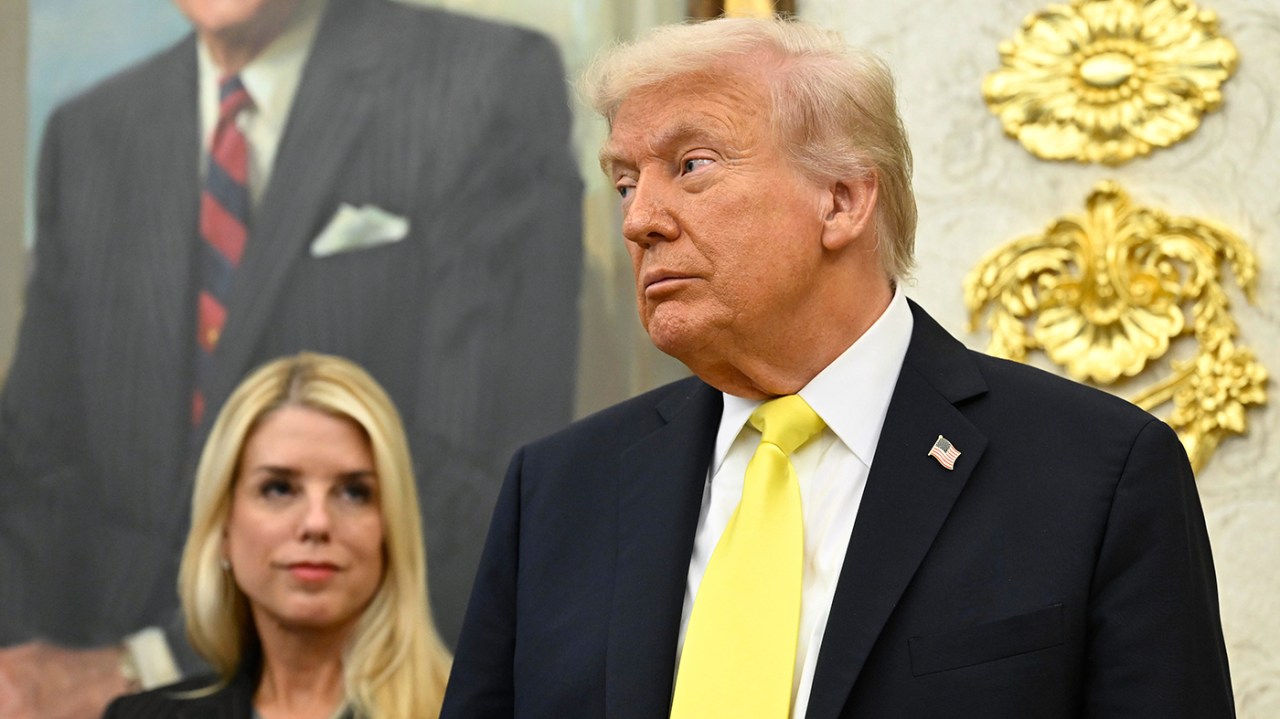 Trump Ousts Attorney General Bondi, Picks Ex-Personal Lawyer