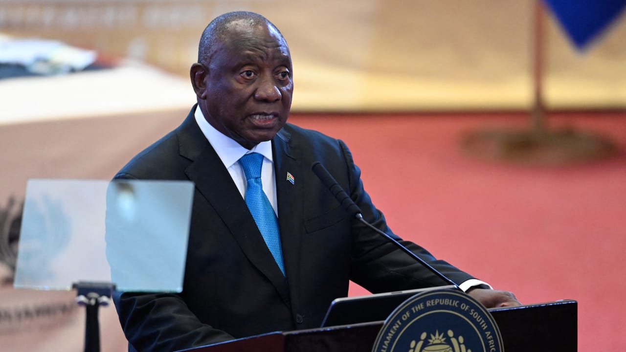 South Africa Eyes Impeachment Over President's Farmgate Case