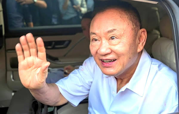 Former Thai PM Thaksin Wins Royal Pardon, Gains Freedom