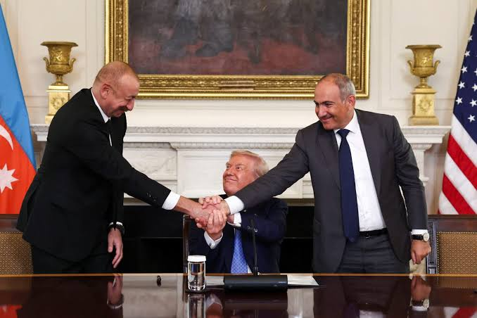 Azerbaijan Wants Armenian Constitution Changed Despite Peace